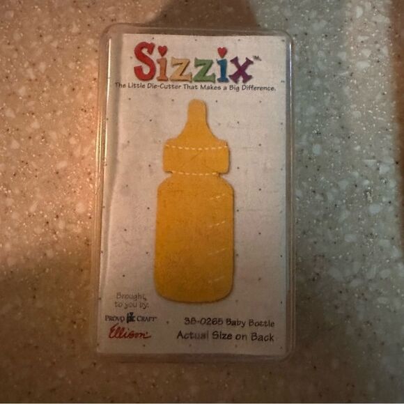 Sizzix 12 piece bundle die cutters, new cutting pad - Picture 7 of 13